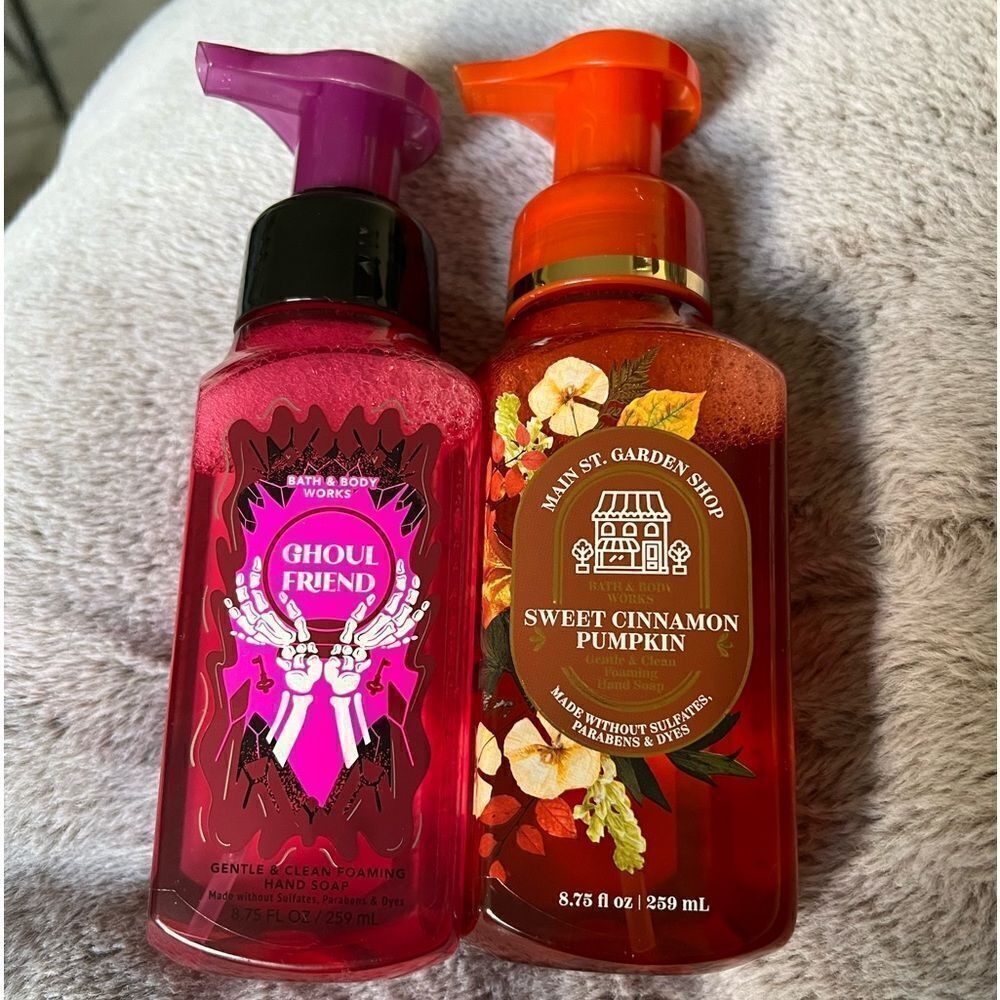 Bath & Body Works Halloween/ Fall Foaming Hand Soap Bundle 8.75oz